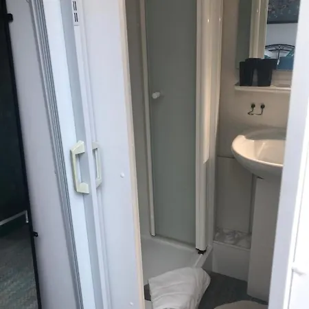 Sylvania B&B 3*